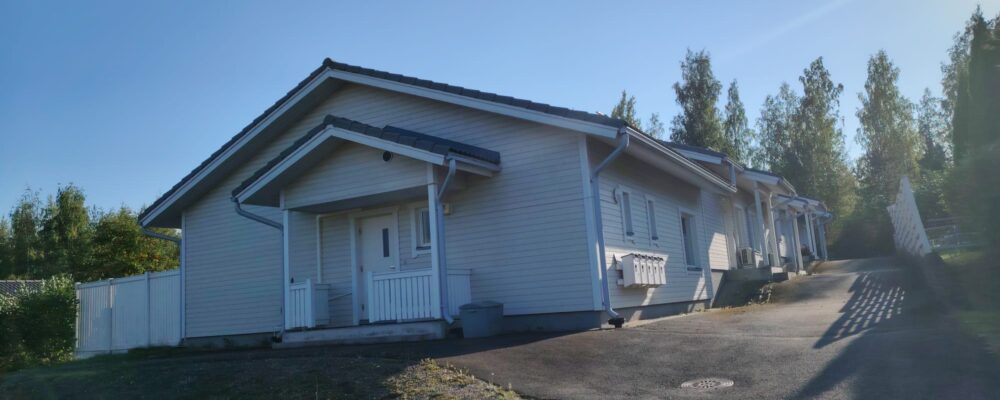 Omakotitalon ulkomaalaus valmiina, Lappeenranta