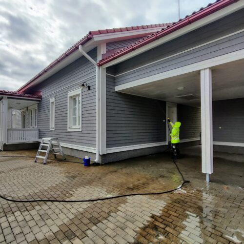 Omakotitalon maalaus -25